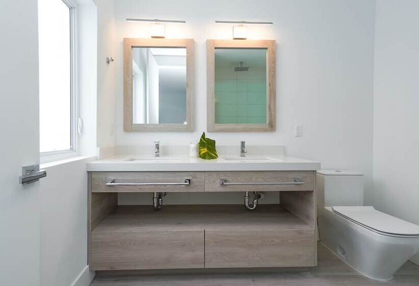 4br Pool Townhome Duplex By Jos17