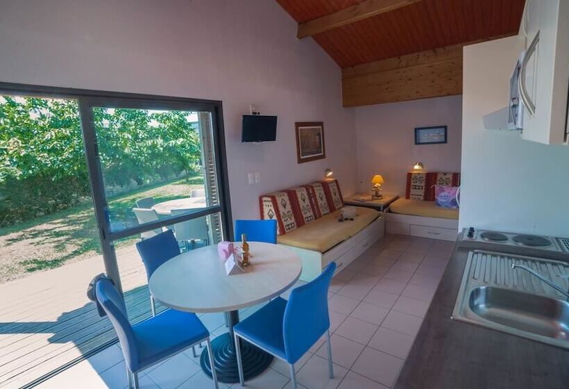 Отель Village Vacances La Martière   Oléron