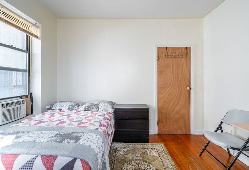 پانسیون Furnished Eastern Parkway Guest House