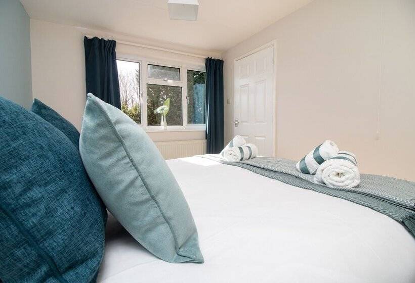 膳宿费 Rivermead Serviced Accommodation