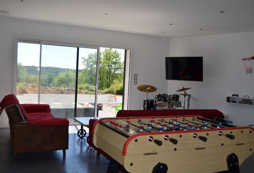 Villa Beach