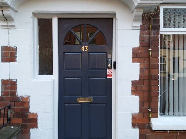 פנסיון Templemore Townhouse