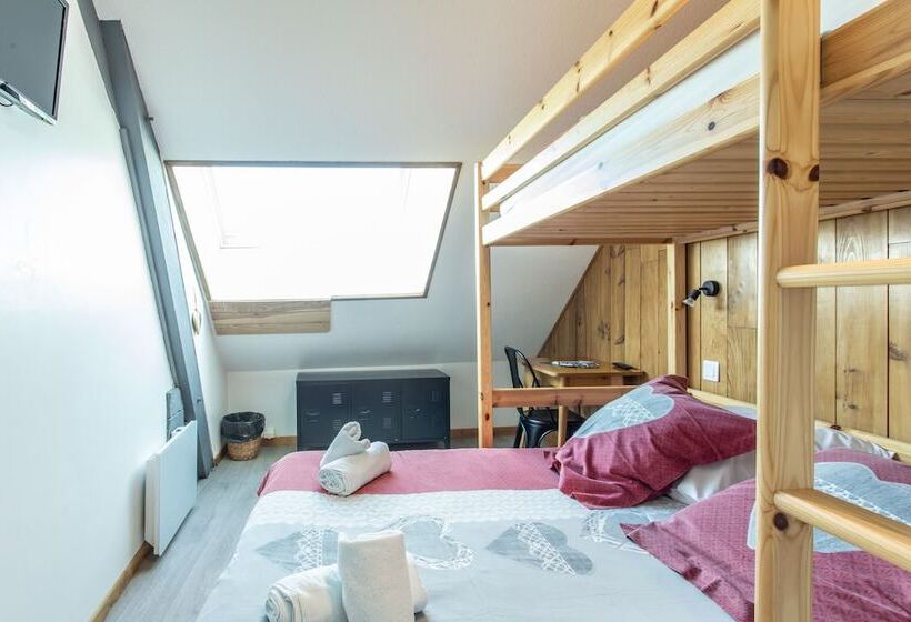 فندق صغير Auberge Le Vieux Chaillol & Spa