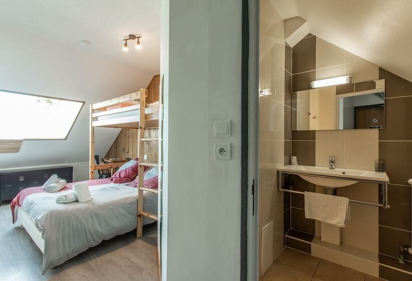 فندق صغير Auberge Le Vieux Chaillol & Spa