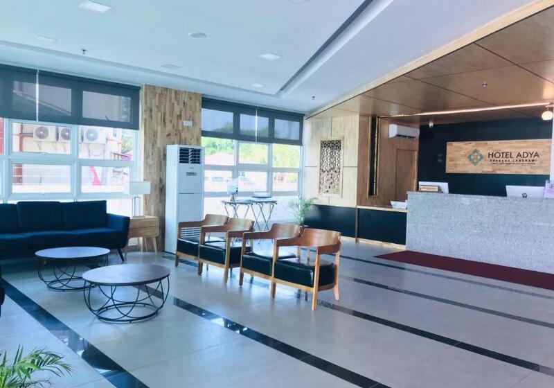 Adya Hotel Chenang