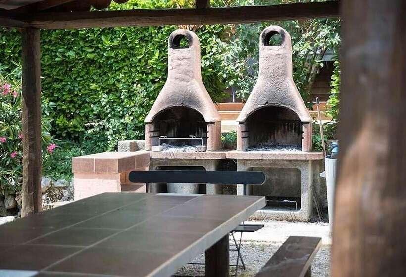 فندق Camping Le Mas Fleuri