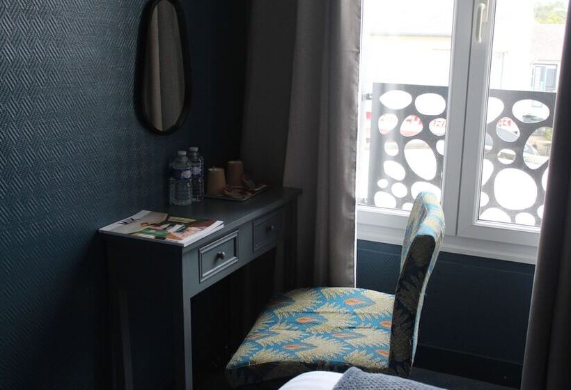 ホテル Hôtel Des Pins