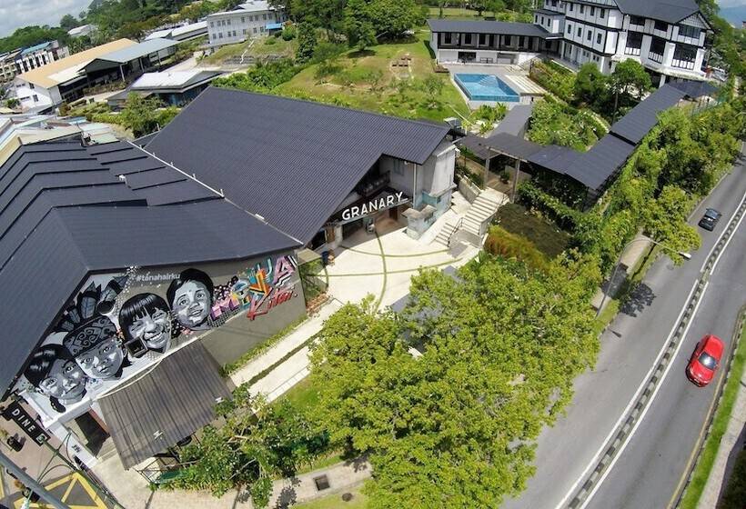 هتل The Marian Boutique Lodging House