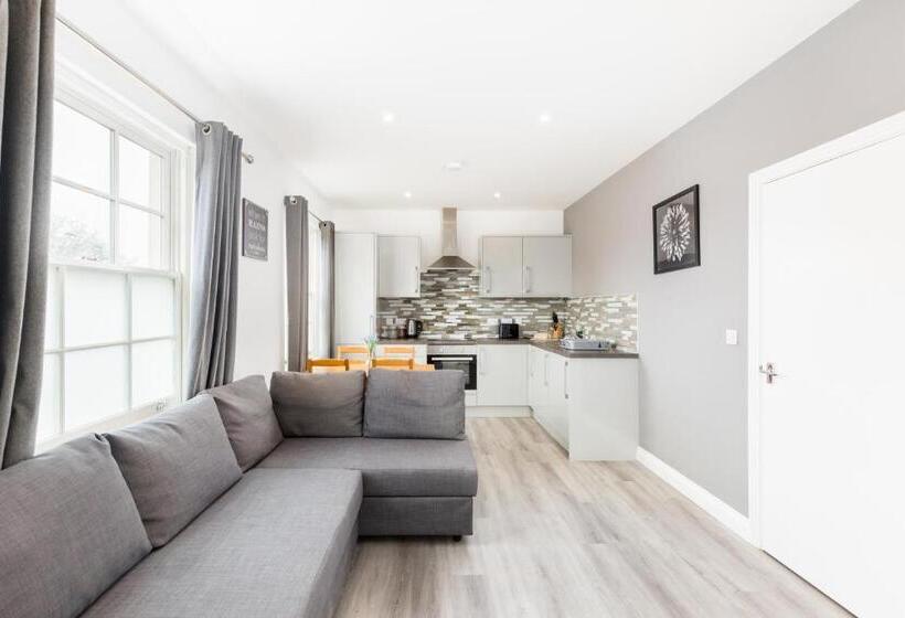 Marvel Apartments Leamington Spa