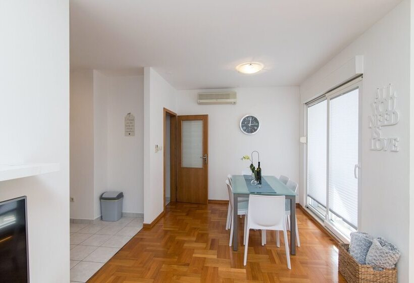 Apartment Mirela