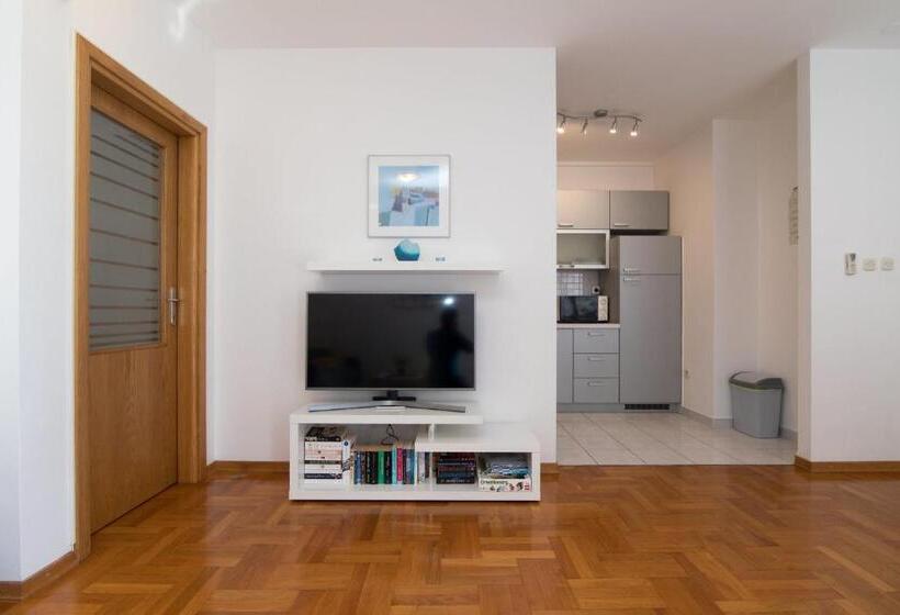 Apartment Mirela