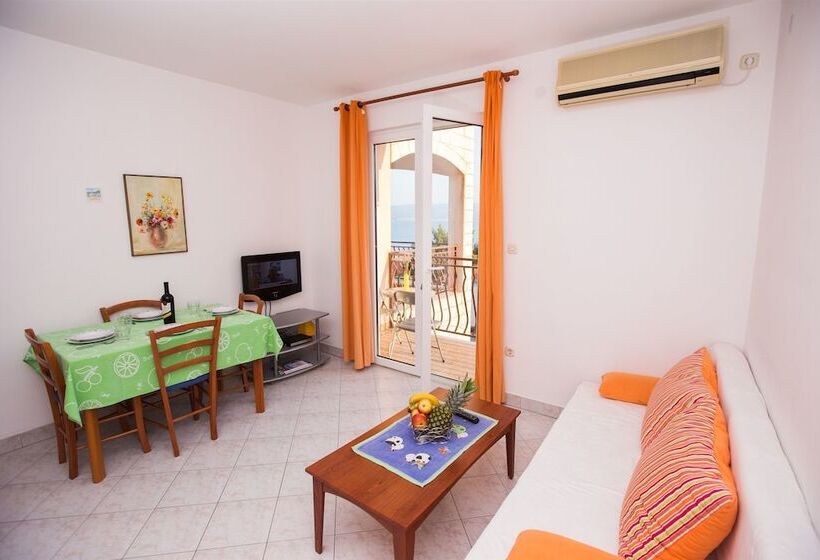 Apartments Adriana