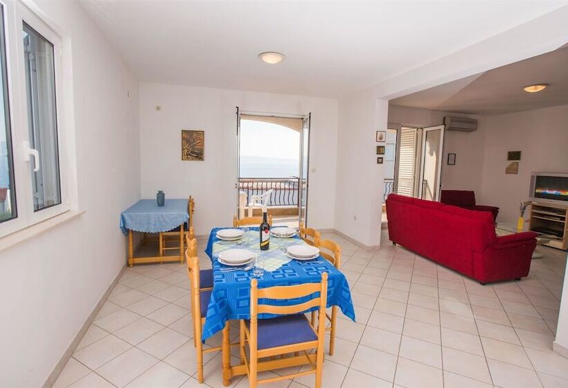 Apartments Adriana