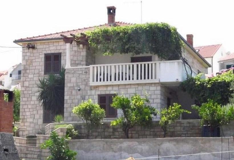 Apartments Jelka