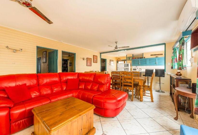 Clifton Beach House