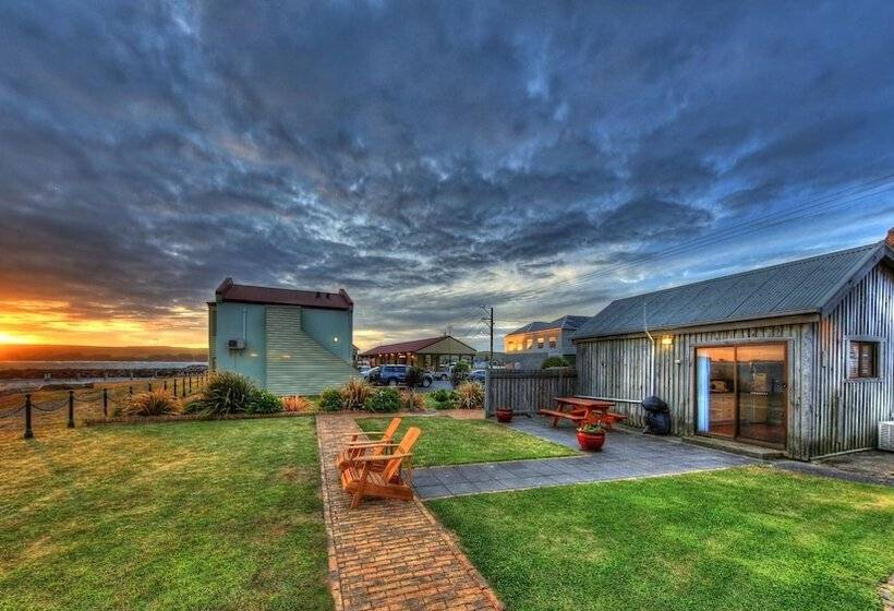 فندق على الطريق Stanley Village Waterfront Accommodation