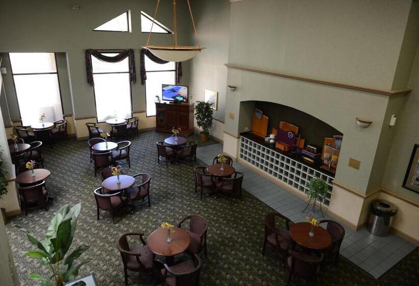 בית מלון כפרי Americas Best Value Inn Tunica Resort