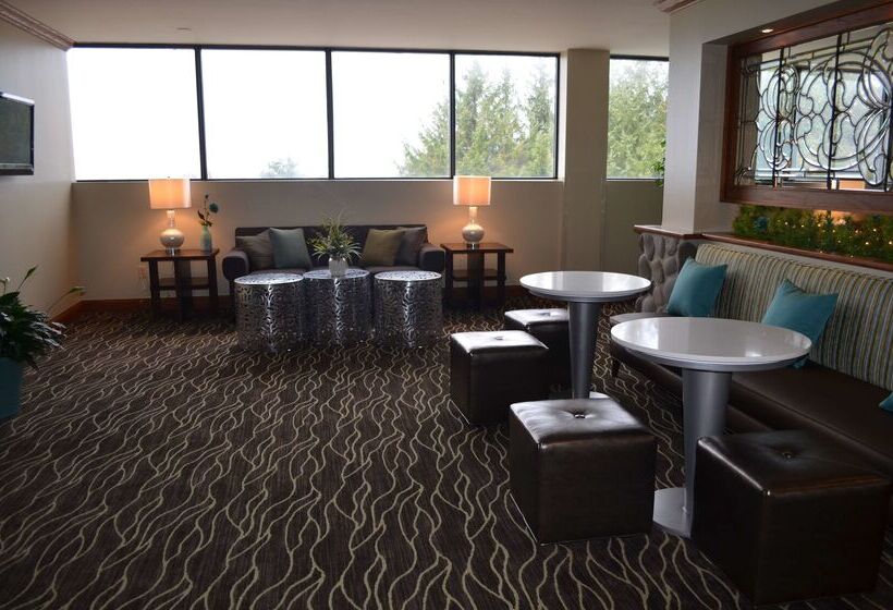 هتل Best Western Plus Agate Beach Inn
