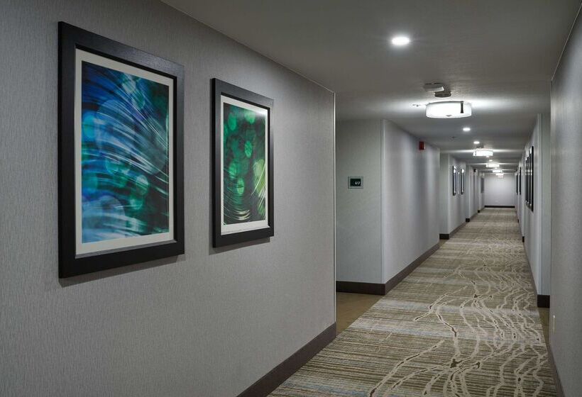 هتل Best Western Plus Agate Beach Inn