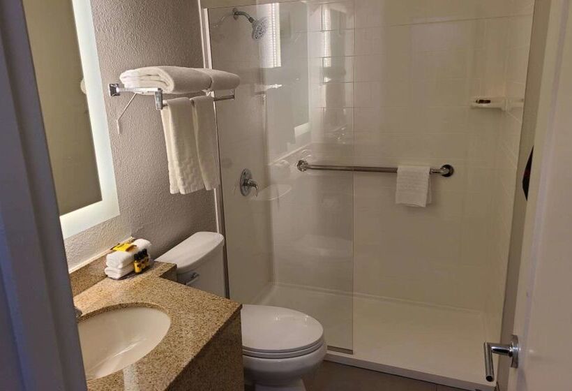 هتل Best Western Plus Como Park