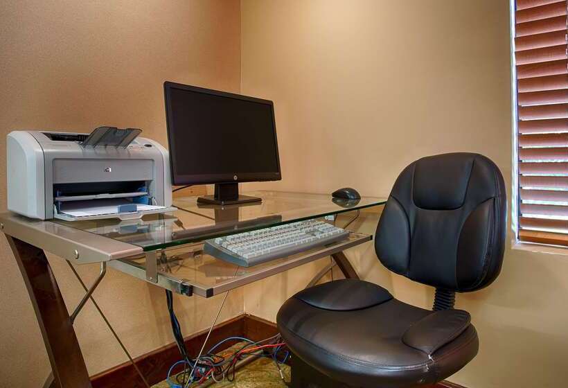 هتل Best Western Plus Edison Inn