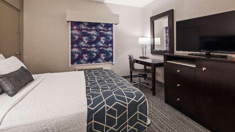 ホテル Best Western Plus Wilkes Barrescranton Airport