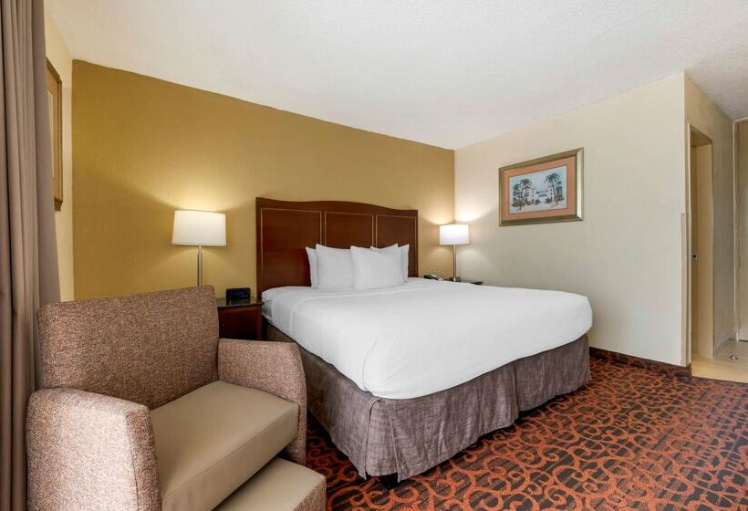 هتل Best Western Plus North Miami Bal Harbour