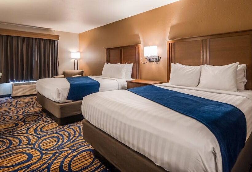 호텔 Best Western Woodburn Inn