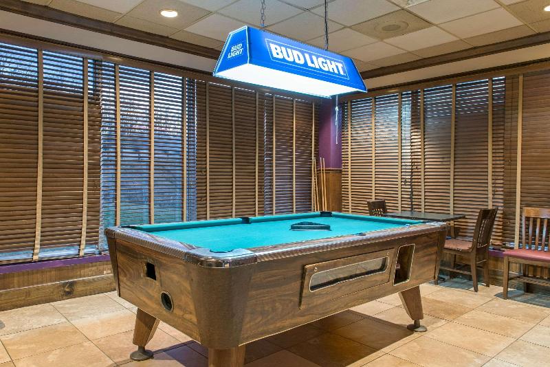 호텔 Quality Inn Dayton Airport