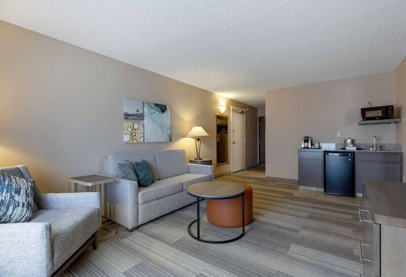 فندق Comfort Inn & Suites Boulder