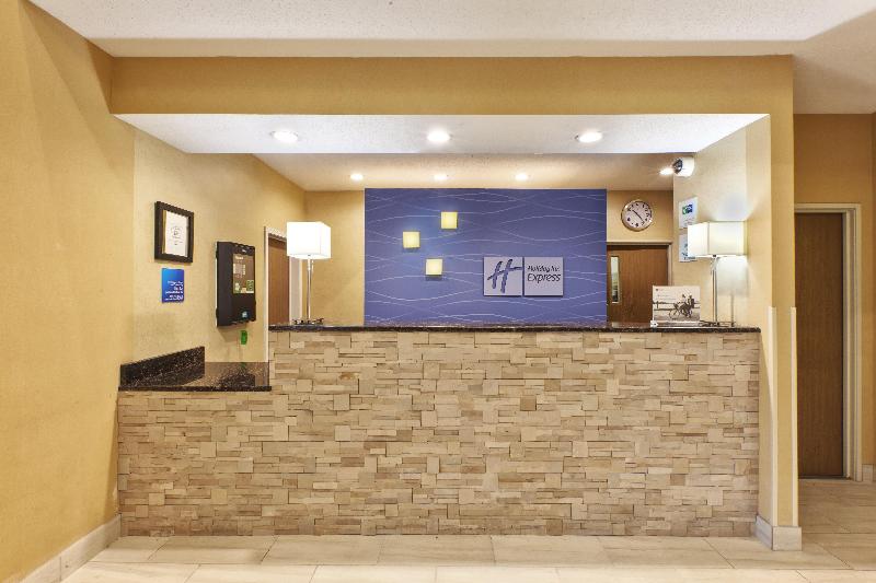 בית מלון כפרי Country Inn & Suites By Radisson, Benton Harborst. Joseph, Mi