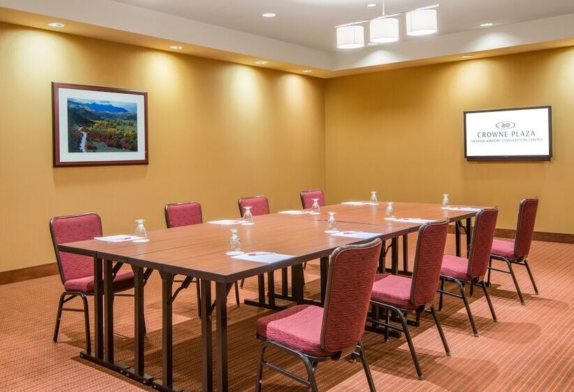 ホテル Crowne Plaza Denver International Airport, An Ihg