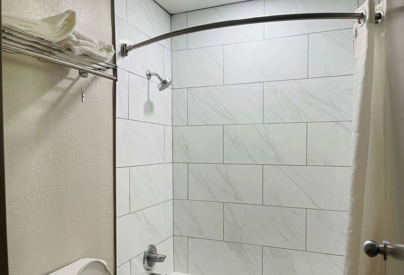 בית מלון כפרי Days Inn By Wyndham Killeen Fort Hood