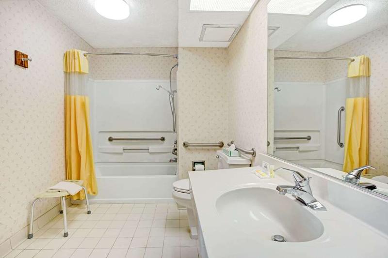 ホテル Days Inn Cornelius Lake Norman
