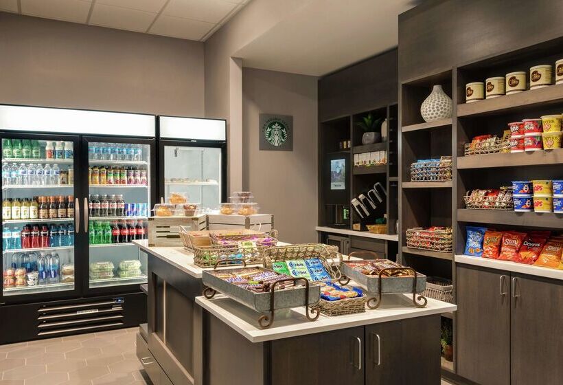 هتل Doubletree By Hilton St. Paul East