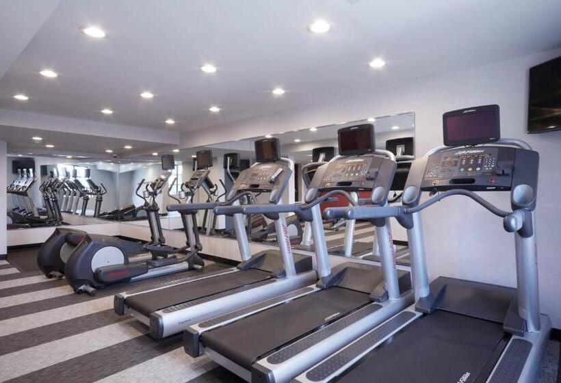 هتل Fairfield Inn & Suites By Marriott Camarillo