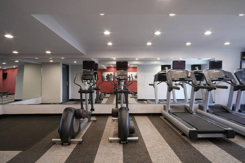 هتل Fairfield Inn & Suites By Marriott Camarillo