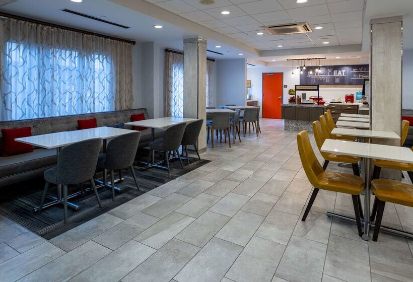 هتل Hampton Inn Atlantageorgia Techdowntown