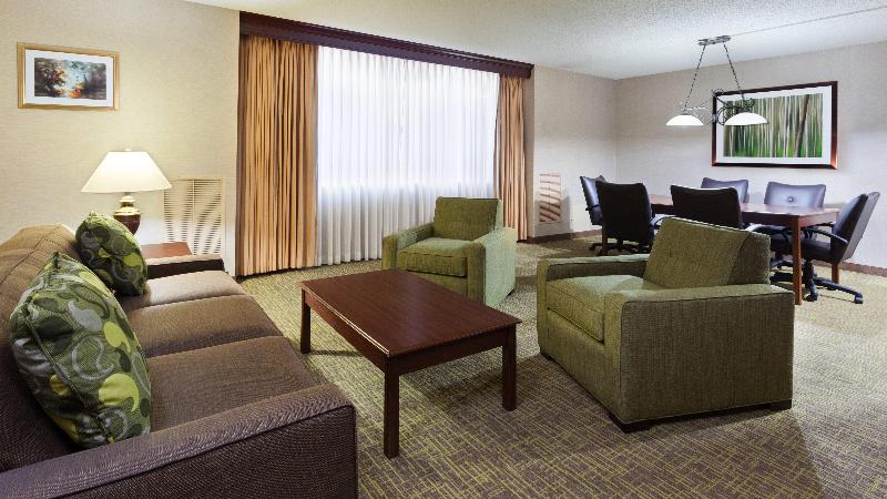 هتل Holiday Inn Cincinnati Airport, An Ihg