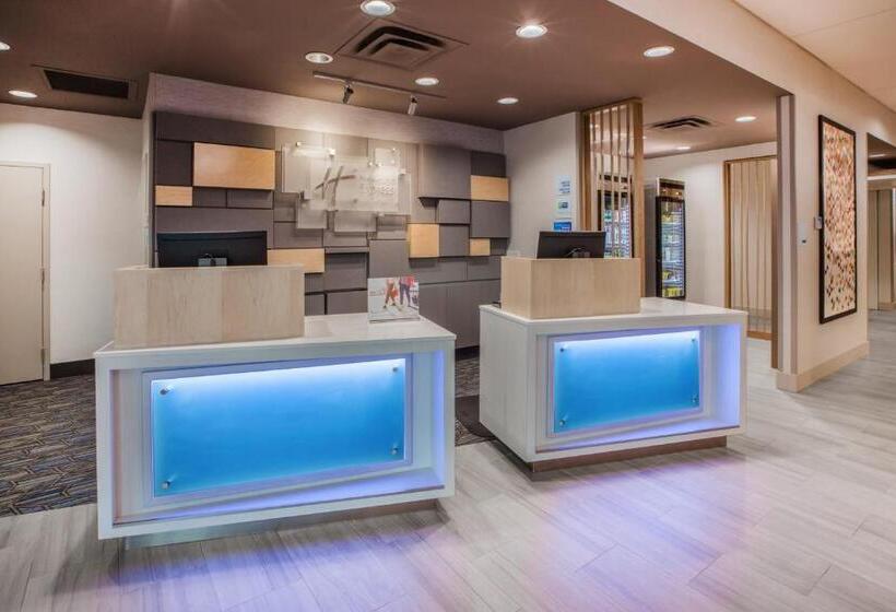 هتل Holiday Inn Express  Eau Claire West I 94, An Ihg