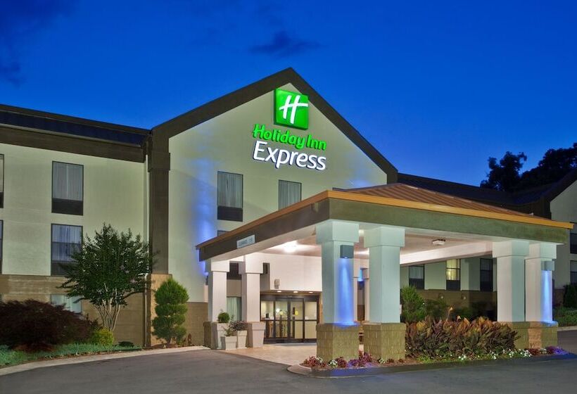 هتل Holiday Inn Express And Suites Kimball By Ihg
