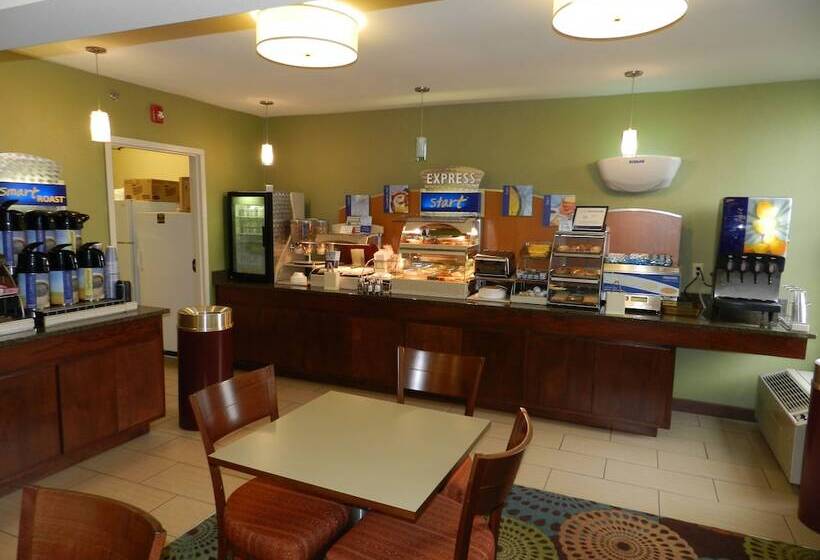 فندق Holiday Inn Express Anderson I 85   Exit 27  Highway 81, An Ihg