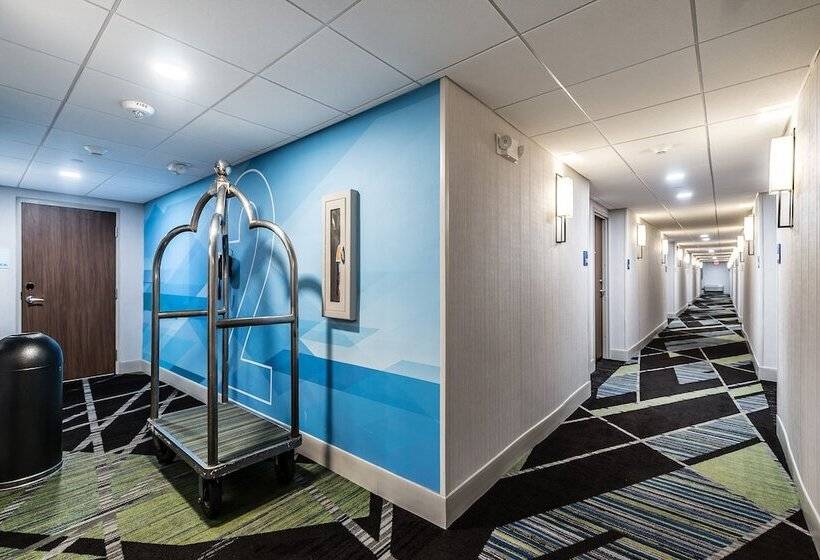 هتل Holiday Inn Express Flint Campus Area, An Ihg