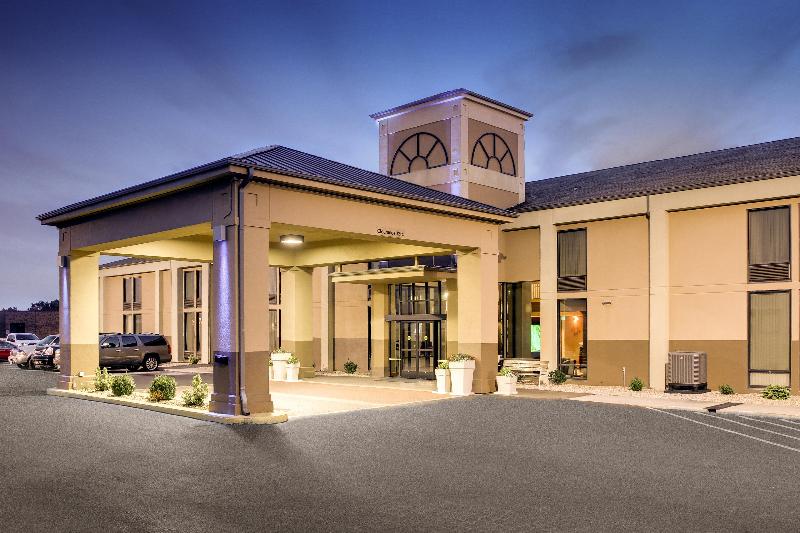 酒店 Holiday Inn Express Marshfield   Springfield Area, An Ihg