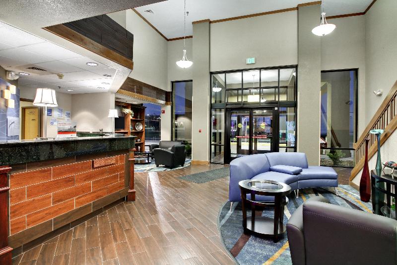 酒店 Holiday Inn Express Marshfield   Springfield Area, An Ihg