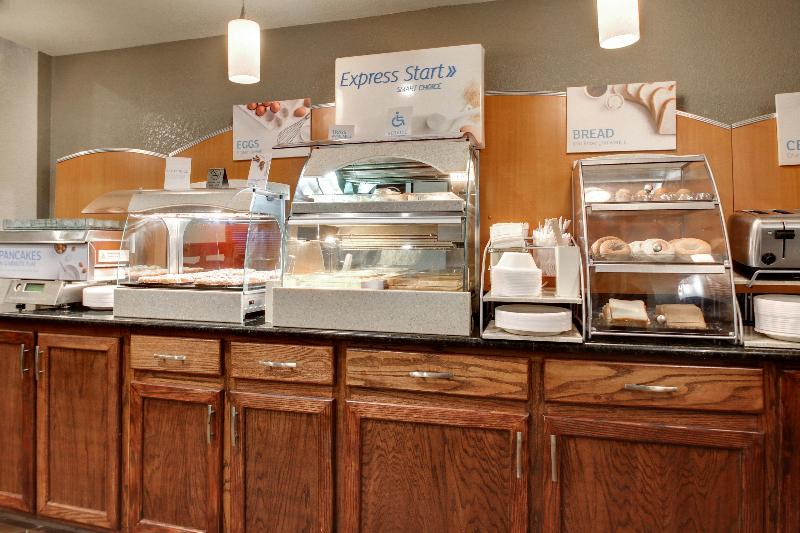 酒店 Holiday Inn Express Marshfield   Springfield Area, An Ihg