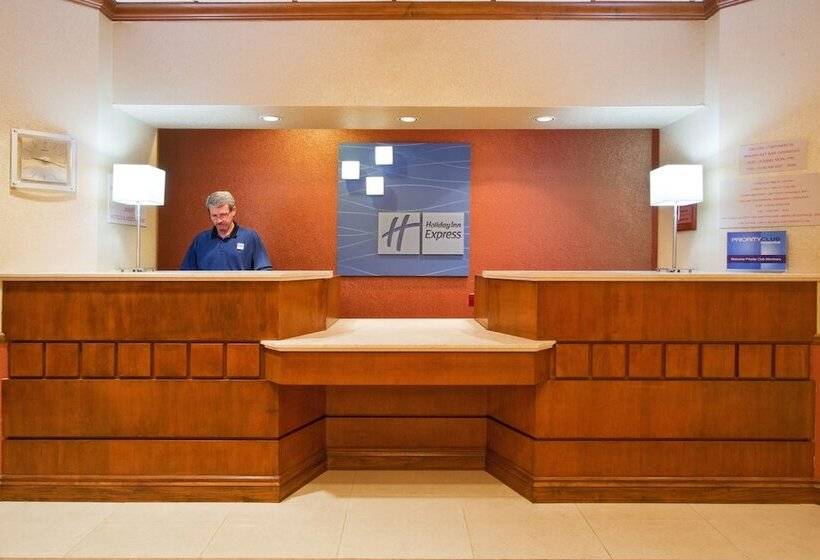 Отель Holiday Inn Express  North Palm Beach And Ihg