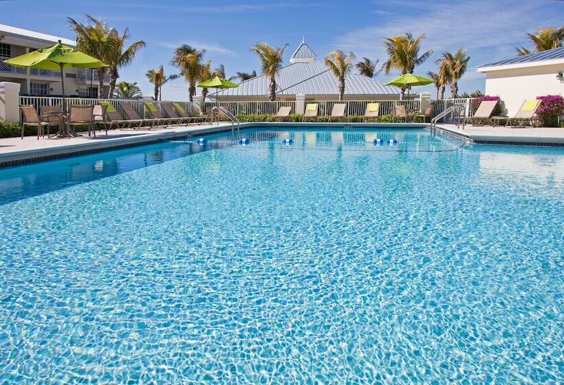 Отель Holiday Inn Express  North Palm Beach And Ihg