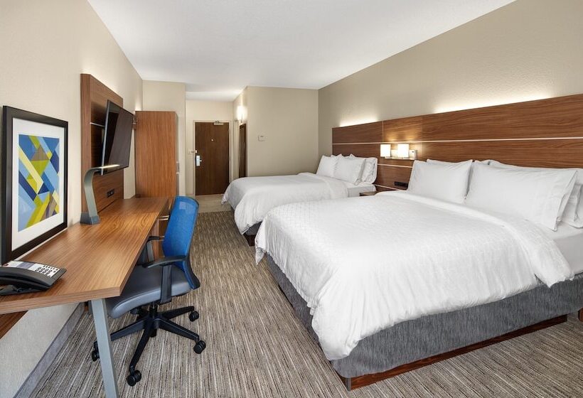 ホテル Holiday Inn Express Statesboro, An Ihg