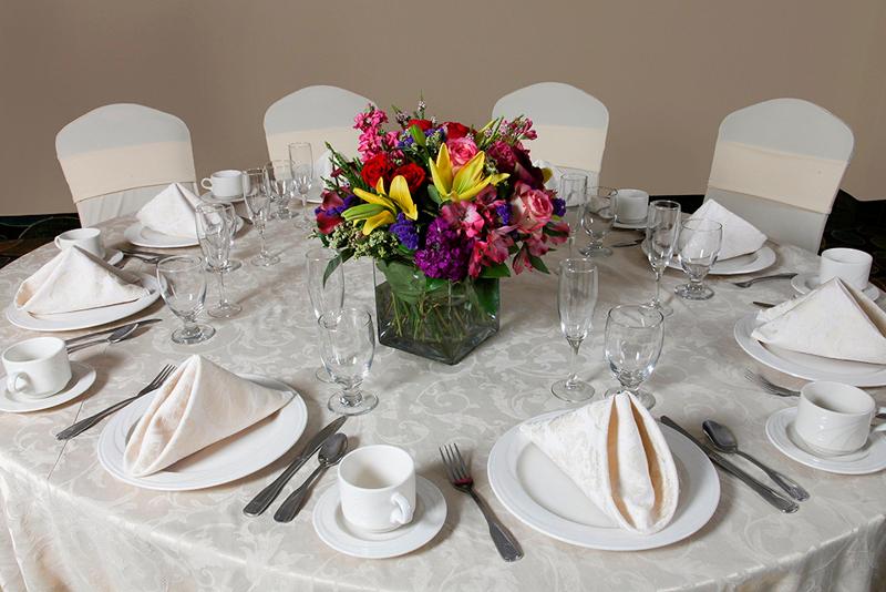 Отель Holiday Inn Westbury Long Island, An Ihg